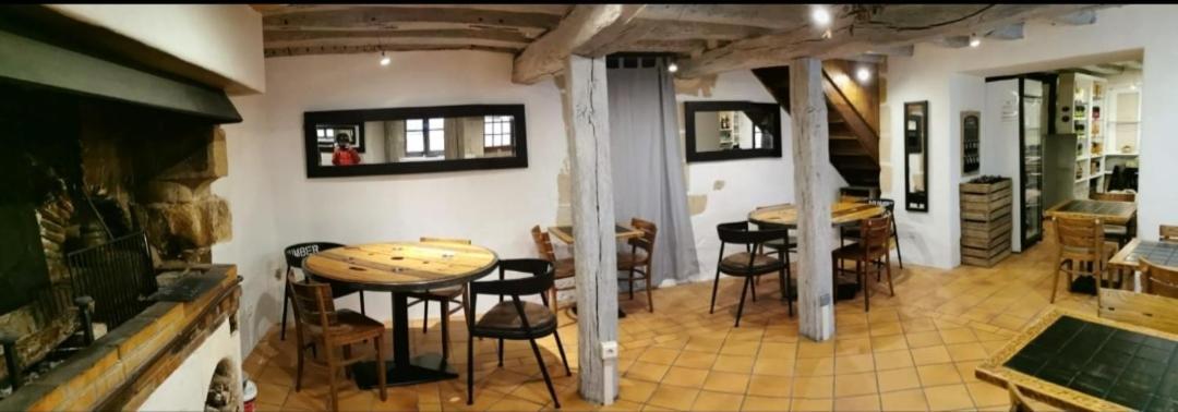 Bed and Breakfast Epicerie Gourmande Вилландри Экстерьер фото